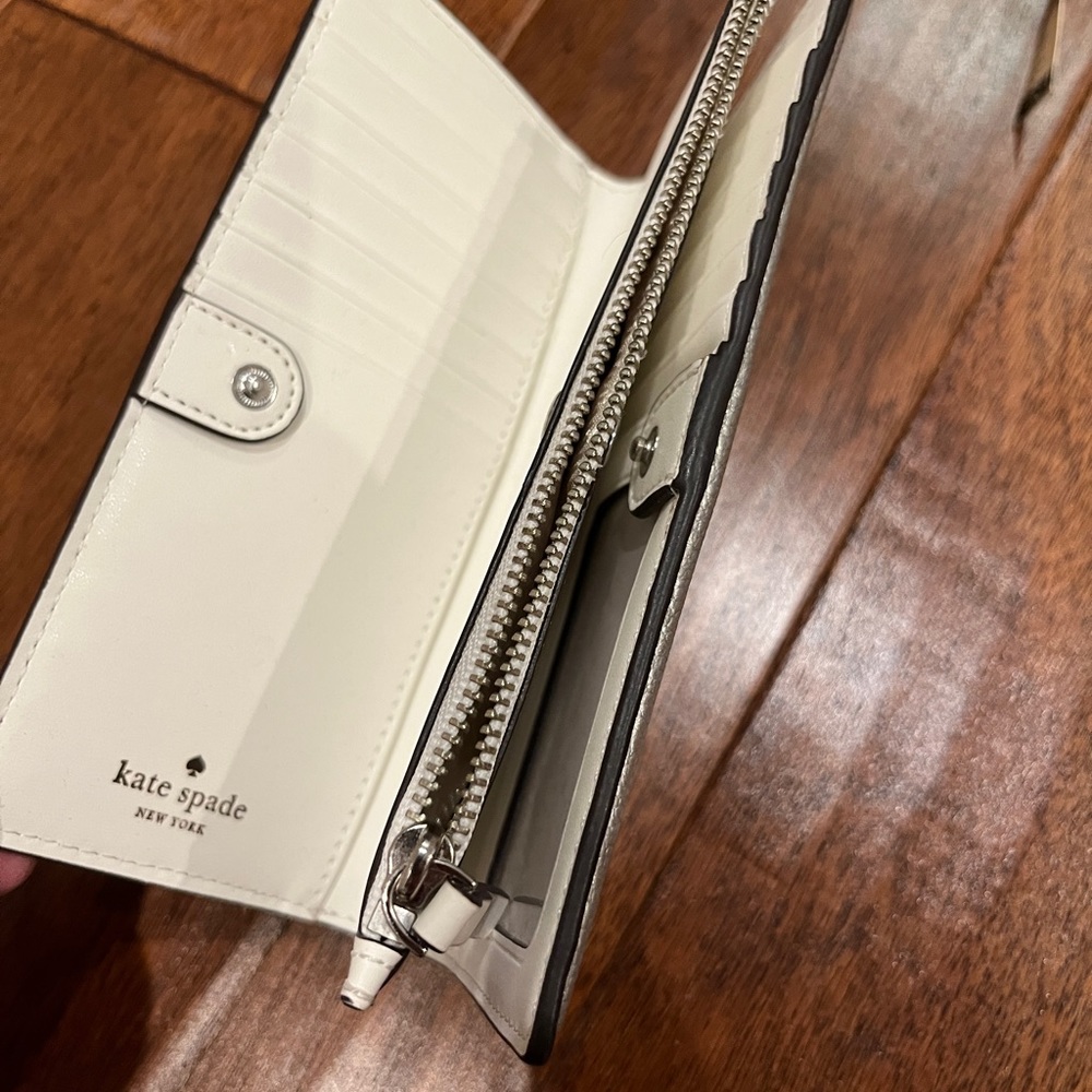 Kate Spade Silver Wallet - Picture 7 of 8